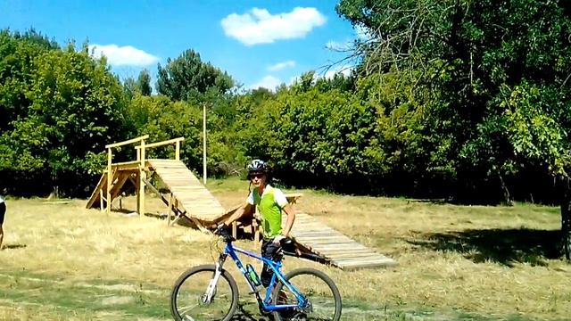 А кайфово! ( Кубок МСМ по кросс-кантри Новочеркасск 2014) смотреть онлайн