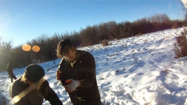 Охота на лося. Канадская традиционная разделка в лесу смотреть онлайн