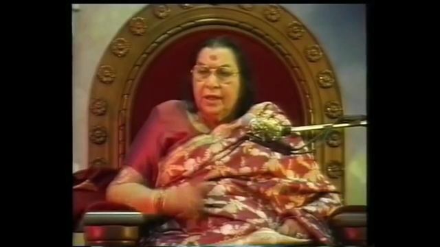 "Все вы, все вы в моём сердце" - фрагмент Пуджи Наваратри 2001 лекции Шри Матаджи смотреть онлайн