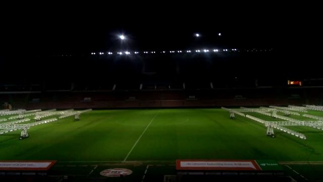 PSV Stadium Philips Arena Vision LED Lighting Show смотреть онлайн