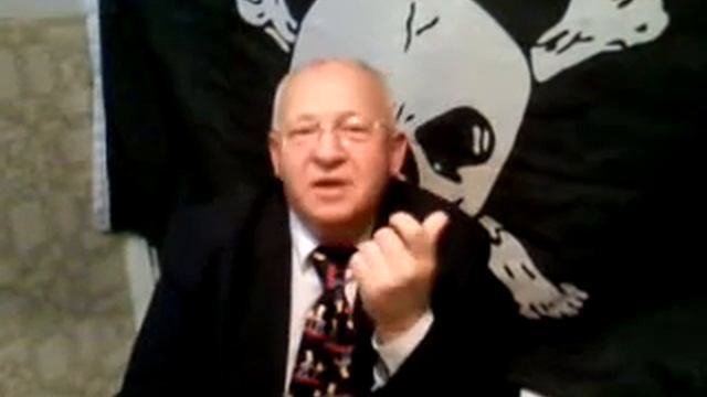 Обычный чёрный вид, сзади фон... смотреть онлайн