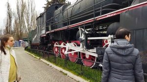 Бронепоезд Железнякова  в Севастополе возле автовокзала . Памятник называется. Зелёный призрак.