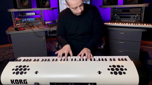 KORG SV2/SV2S - GRAND PIANO + DRUM LOOP смотреть онлайн