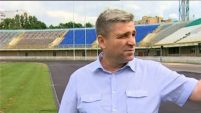Ремонт стадиона Ворскла, лето 2014 смотреть онлайн