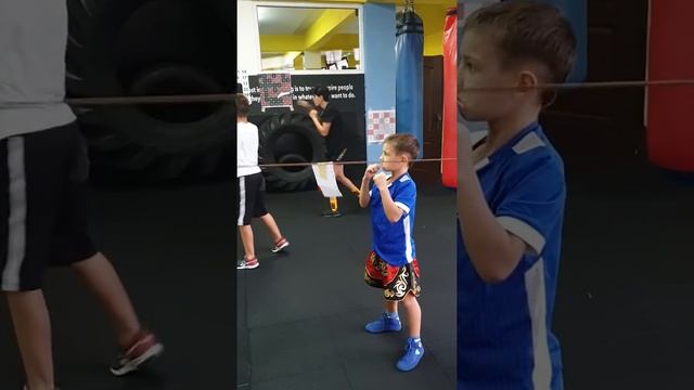 Тренировки по боксу. Boksački treninzi. Boxing trening. смотреть онлайн