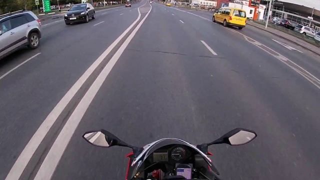 Honda F4i На работу. смотреть онлайн