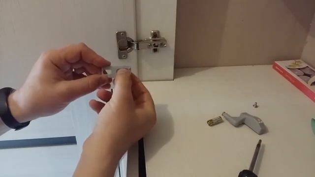 Установка светодиодной подсветки на петлю в шкафу смотреть онлайн