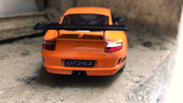 DIECAST UNBOXING PORSCHE 911 GT3 RS 1:24 смотреть онлайн