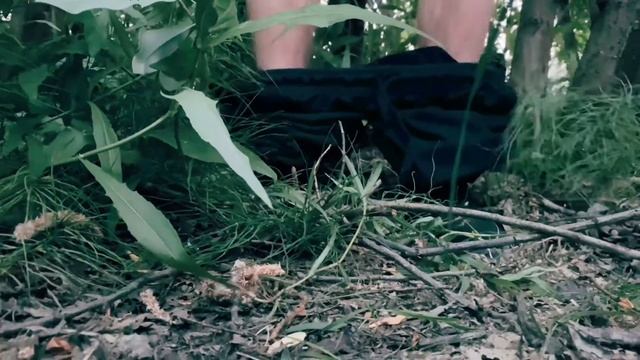 Парень обосрался в лесу/трэш/оно в реальной жизни смотреть онлайн