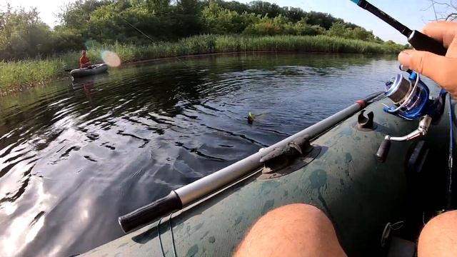 ЛОВЛЯ ЩУКИ НА СПИННИНГ РЕКА ВОЛЧЬЯ смотреть онлайн