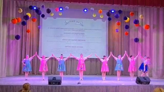 Май 2023 Выступление в Пашино танец Лебёдушка смотреть онлайн