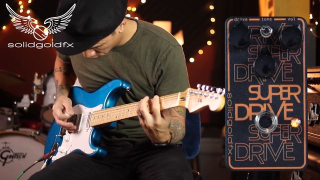 SolidGoldFX SuperDrive LTD overdrive distortion pedal - demo by RJ Ronquillo смотреть онлайн