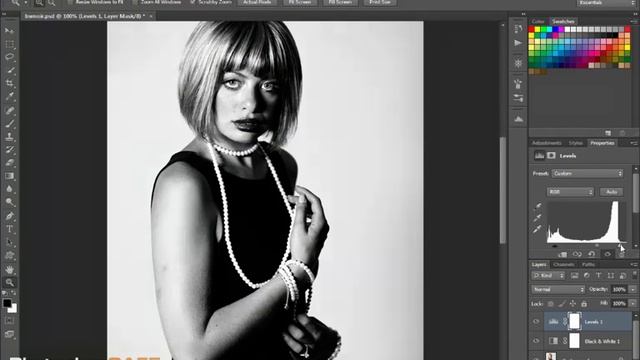 How to make a Black and White Noir photo effect in Photoshop смотреть онлайн