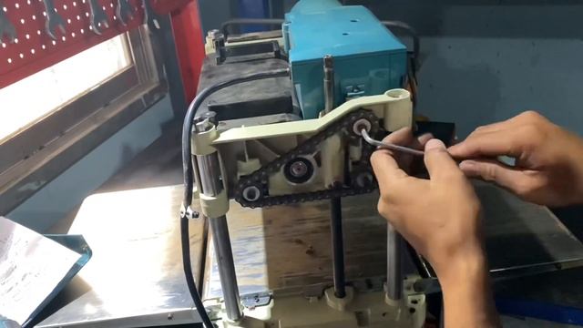 Makita 2012NB Planner repair смотреть онлайн