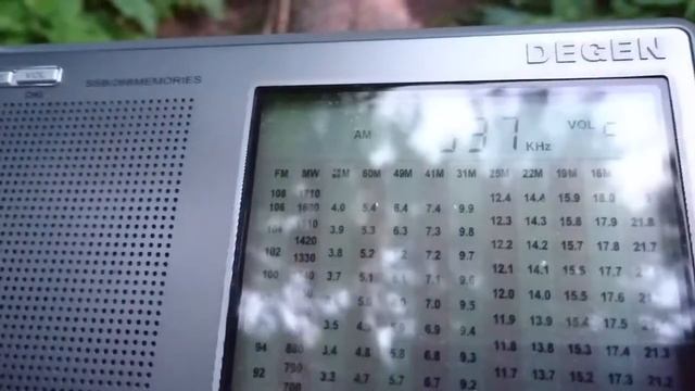 PL-660, модифицированный Хайо, на СВ и сравнение с DE1103, часть 1 (для radioscanner.ru) смотреть онлайн