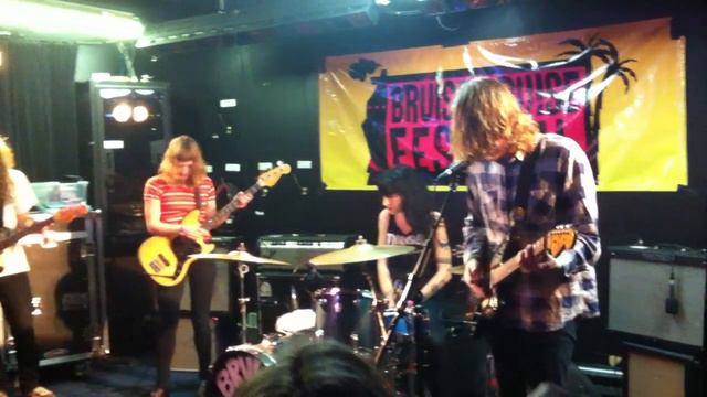 Bruise Cruise Festival 2011 - Ty Segall - Finger смотреть онлайн