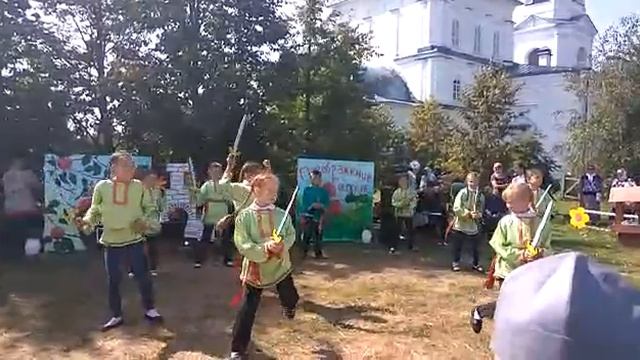 Танец "Русская рать". Воскресная школа"Спас на Нерли"с.Спасское. смотреть онлайн