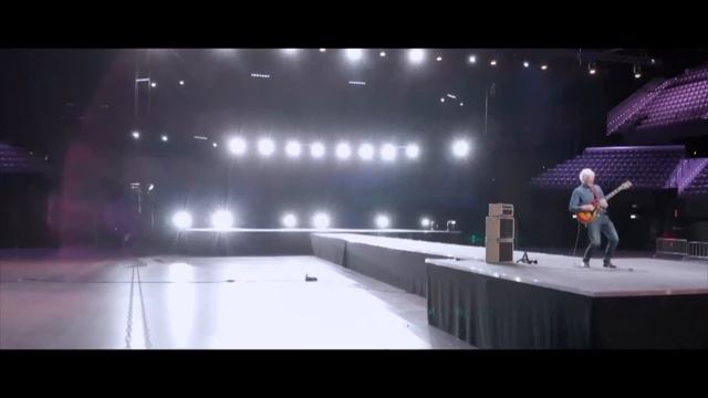 Metropole Orkest & Marcel Veenendaal (voc) - The Show Must Go On (ft. ZO! Gospel Choir) смотреть онлайн