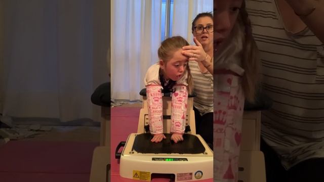 Galileo Therapy for Kids - Prone on Bench with Arms Extended on Platform смотреть онлайн