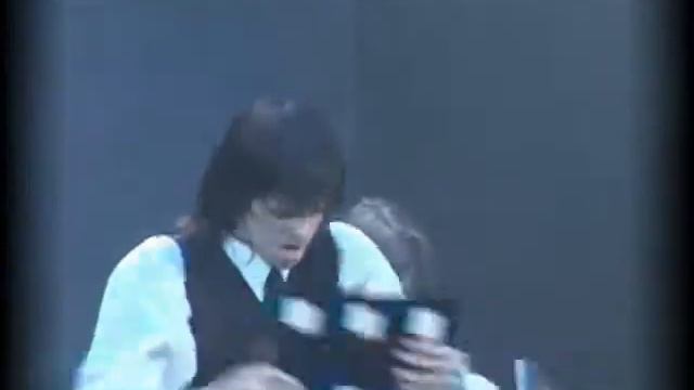 Sasha Leshchenko - Ballet Foresight - perfomence OFFICE смотреть онлайн