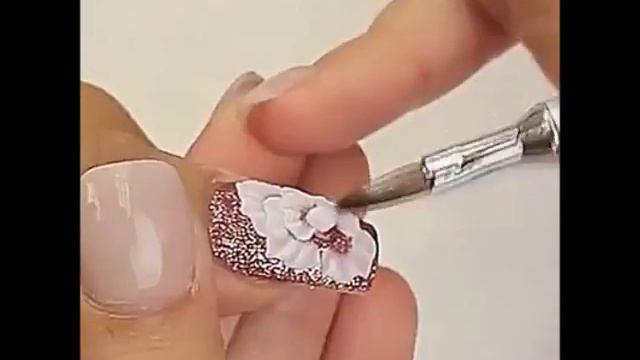 Блестящ Маникюр с Декорация Роза Видео Урок Nail Art смотреть онлайн