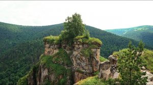 Скалы Аватары по дороге из Джилы Су в Кисловодск