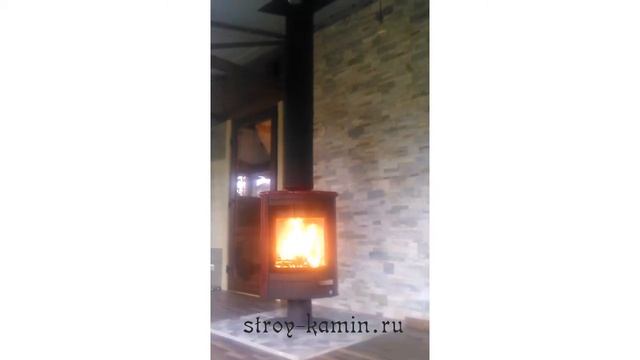 Современная керамическая печь-камин Stromboli N (Romotop): монтаж под ключ в загородном доме смотреть онлайн