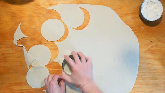 чебуреки с картошкой, вкусный рецепт...//chebureks with potatoes, a delicious recipe... смотреть онлайн