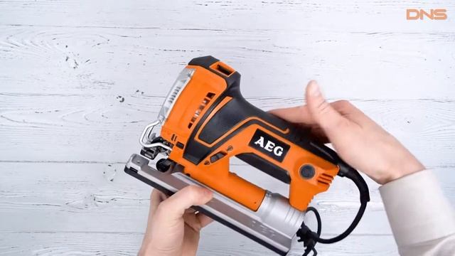 Распаковка электрического лобзика AEG PST 500 X / Unboxing AEG PST 500 X смотреть онлайн