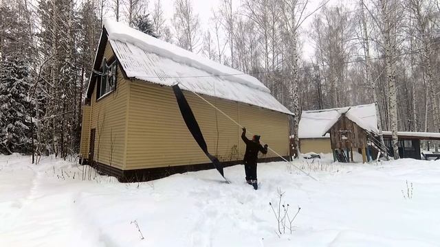 Чистка крыши скребком 9 метров с земли смотреть онлайн