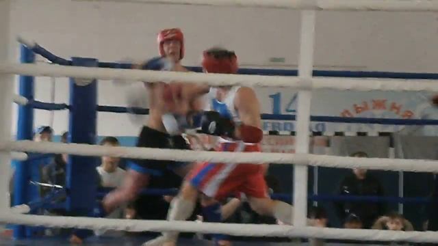 Тайский бокс(Орел)2 раунд.AVI смотреть онлайн
