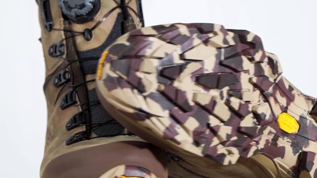 Обзор ботинок Zamberlan Lynx mid GTX RR BOA 4014 camouflage, артикул 4014PM0G смотреть онлайн