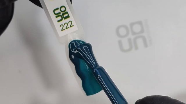 Выкраска: Гель–лак UNO №222 Dark Green — «Темно-зеленый» смотреть онлайн