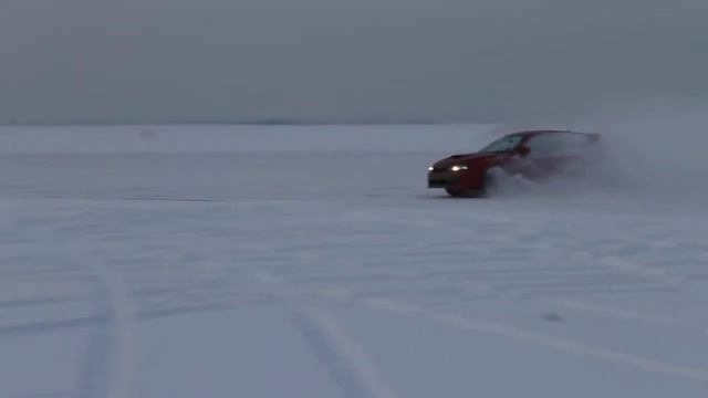 Subaru Impreza STi GRB 08 on Ice lake #2 смотреть онлайн