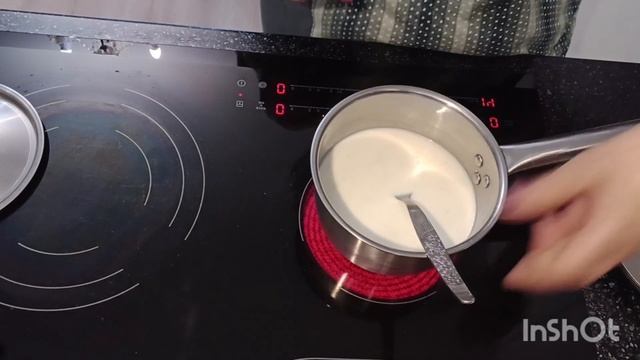 Сырники с черничным джемом