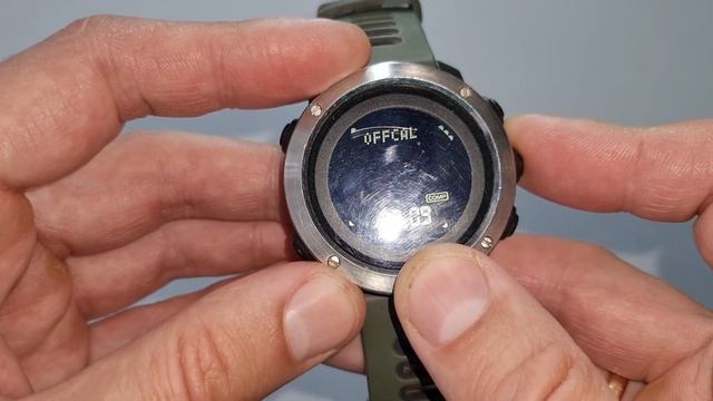 Сколько держит батарейка в часах Skmei смотреть онлайн