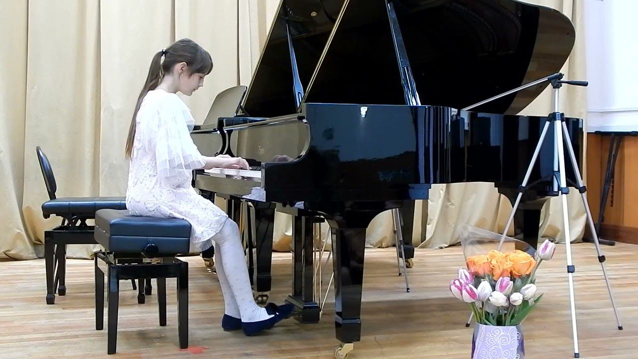 П.И.Чайковский-"Вальс" из "Детского альбома", исп.Кондалова Мария(класс преподавателя Кочневой М.В.) смотреть онлайн