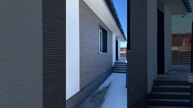 Строим дом. Отделка фасада. Панели Nichiha. Прогулка вокруг дома. Монтаж панелей завершён