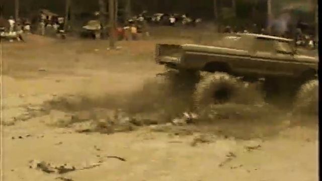 FORD MUD TRUCKS - CHEVY EATER FORD AND FORD X-TEND CAB -BOTH WITH MILITARY REARS смотреть онлайн