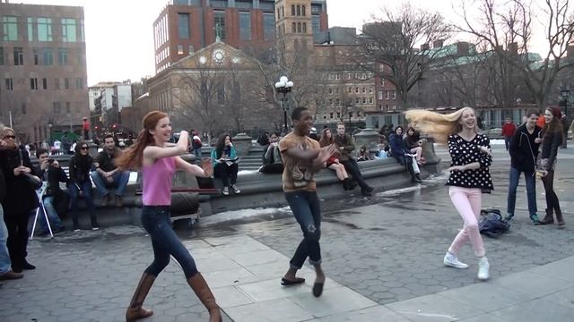 Video#1348 Washington Square Park Ballerina Dancing Pt 2 смотреть онлайн