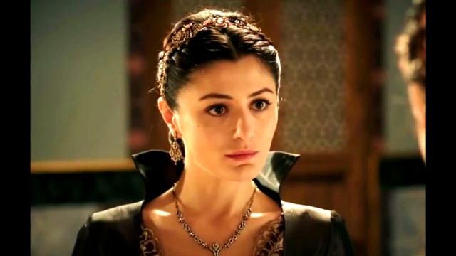 Дениз Чакыр /Deniz Çakir /Турецкая актриса театра и кино, модель... смотреть онлайн