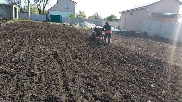 Обработка особо тяжелого участка мотоблоком от которого отказались все! Все нюансы обработки !!! смотреть онлайн