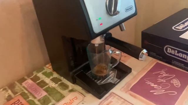 Распаковка - Кофеварка эспрессо DeLonghi ECP 33.21 смотреть онлайн