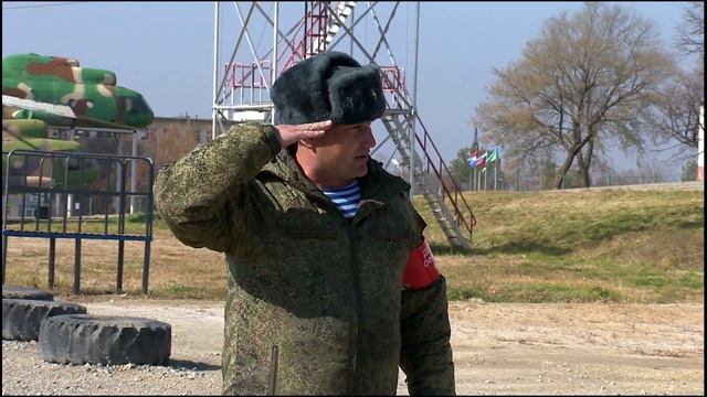 Что делать, если вы внезапно попали в армию? Срочная служба и КМБ. Стартовый Гайд от офицера. смотреть онлайн