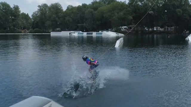 Loic Deschaux - Plastic Playground 2018 Superfinals Run @ Liquid Leisure смотреть онлайн