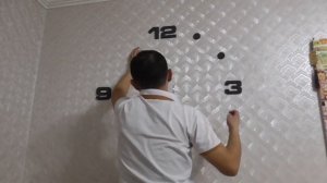 Большие настенные 3D часы установка