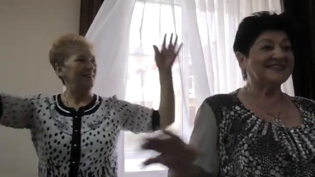 Астраханские вечерки в день смеха! смотреть онлайн