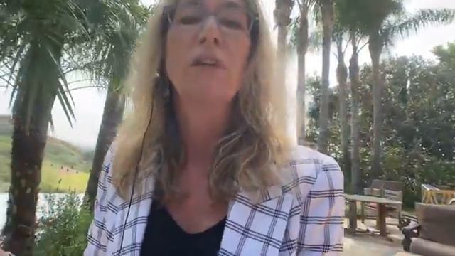 A career in the film industry without film school _ A short documentary on how its done смотреть онлайн