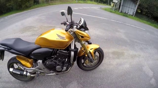MotoVlog 24 : TEST HONDA HORNET 600  Aprés 7000 tr  Décollage !