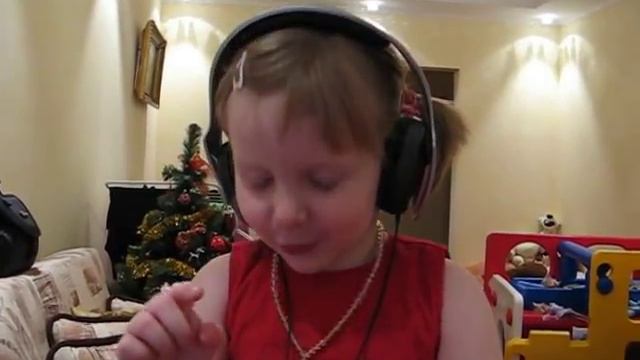 В траве сидел кузнечик.